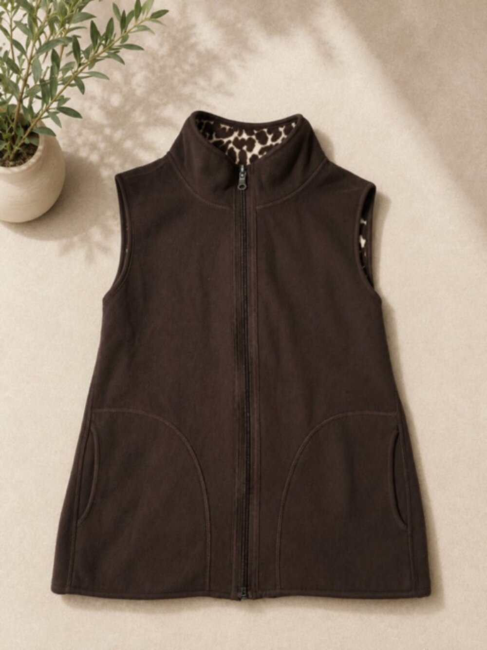 Reversible Fleece Vest – Women’s Medium